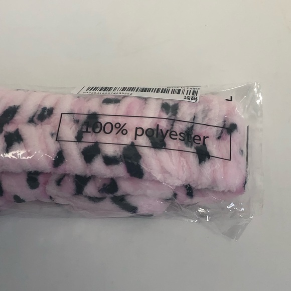 Brand New Pink Leopard Printed Spa Headband - Picture 5 of 5